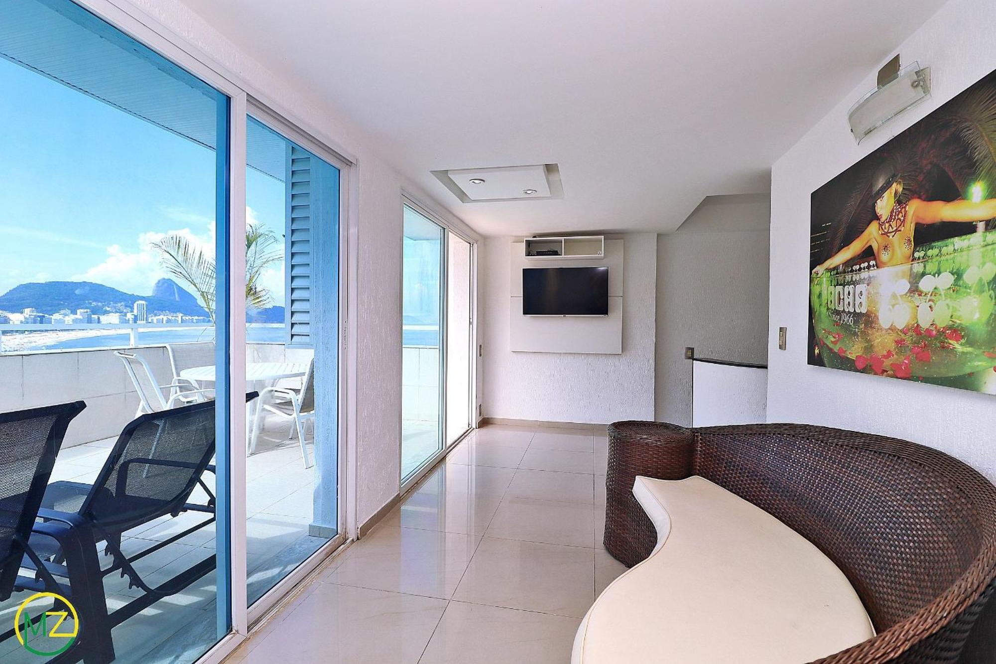 Apartamento Magnifica Cobertura Duplex Com Jacuzzi E Vista Mar